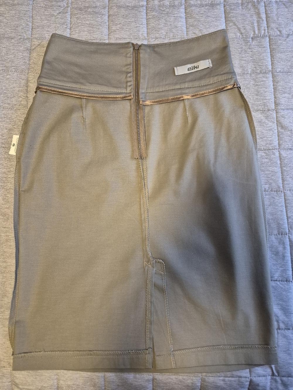 Classic Taupe Pencil Skirt Italy - Picture 11 of 16